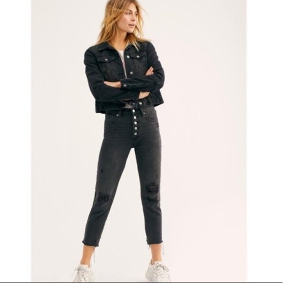 Free People Blossom Rigid Skinny Jeans Black Women’s Size 27 High Rise Raw Hem - Picture 1 of 13